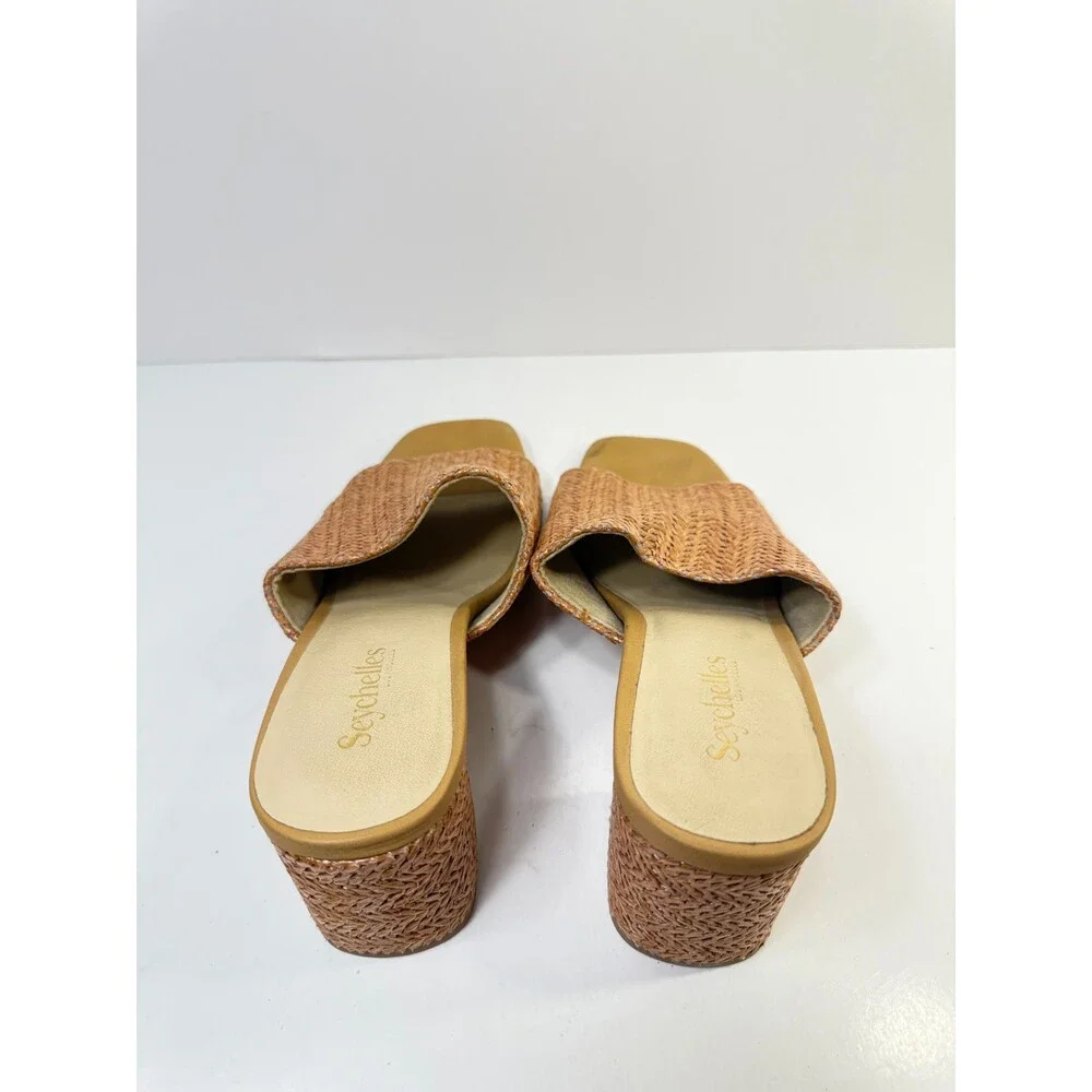 Seychelles stylish woven